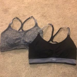 2 VS sport bras